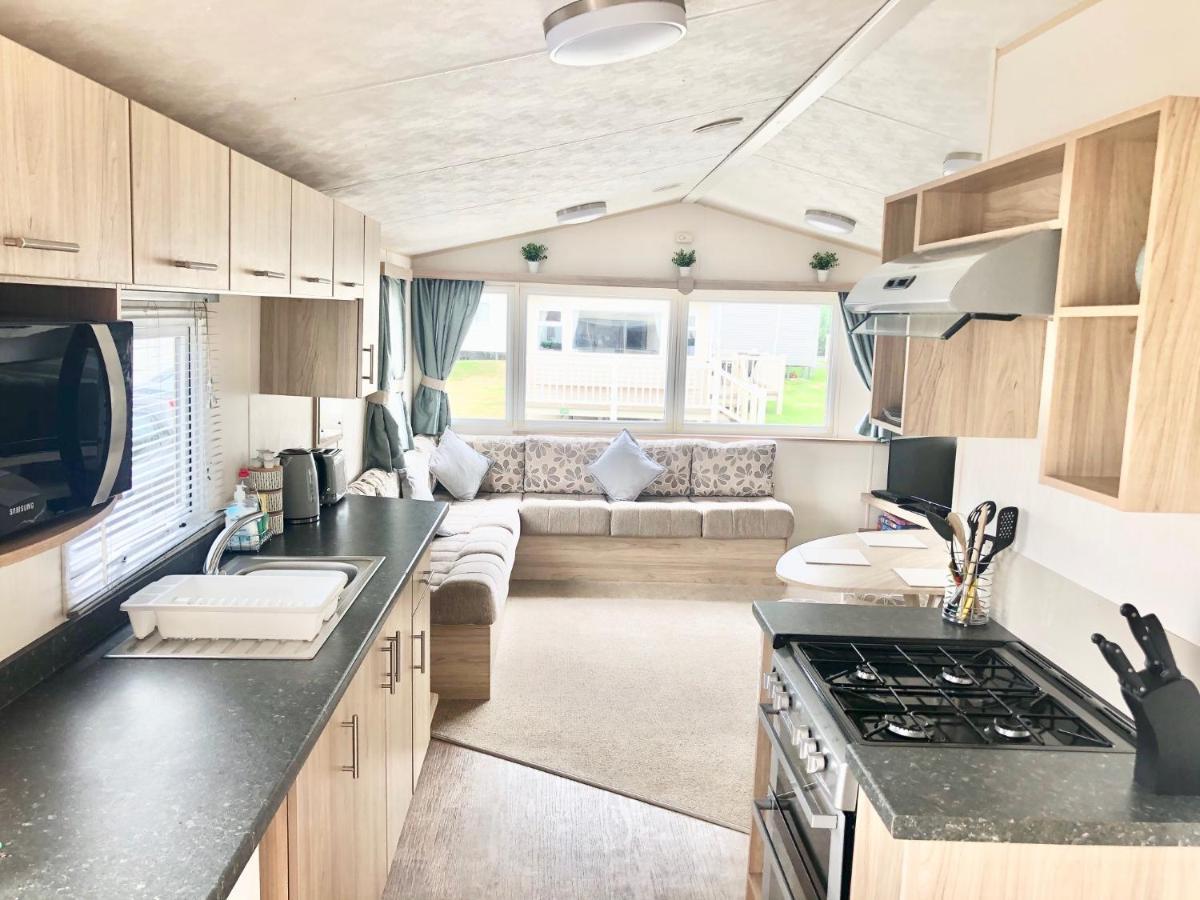 The Salsa Attractive Accomodation At Tattershall Lakes Екстер'єр фото