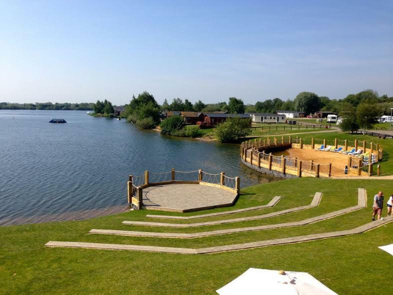 The Salsa Attractive Accomodation At Tattershall Lakes Екстер'єр фото